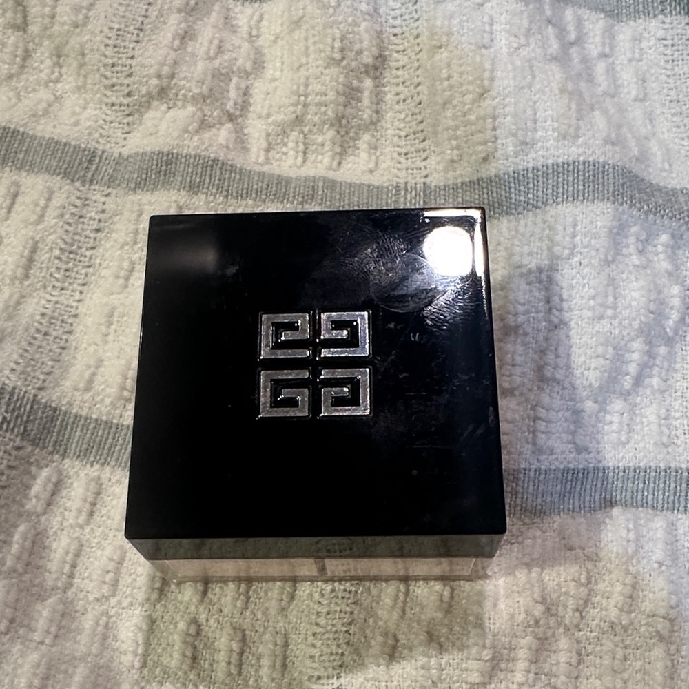 Brand new givenchy prisme libre
